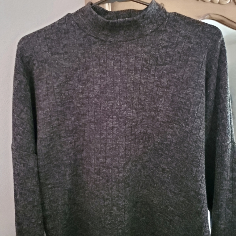 Gray Heatered Turtleneck Sweater